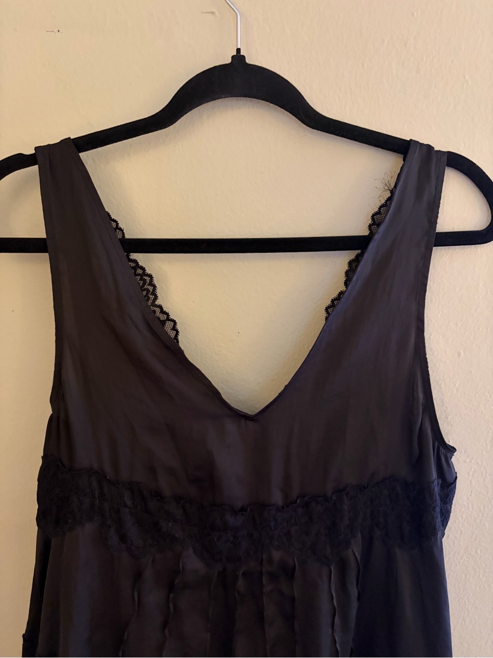 Free People Black Lace Trim V-Neck Women's Top - Picture 8 of 8